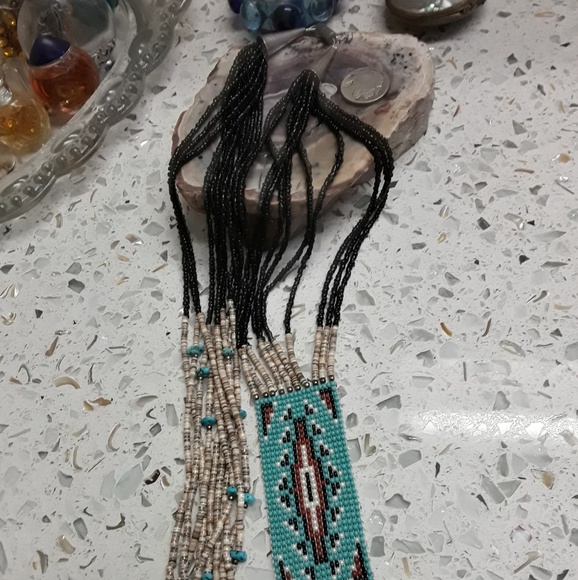 🚫SOLD🚫Vintage Native American Seed Bead Necklace - Picture 4 of 6
